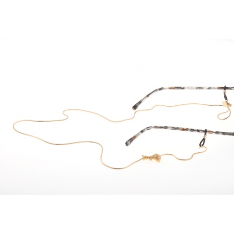 <p>Collar joya para cualquier tipo de gafa.</p>
<p>Cadena de latón chapada en oro de 18k con adorno de serpiente enroscada. </p>
