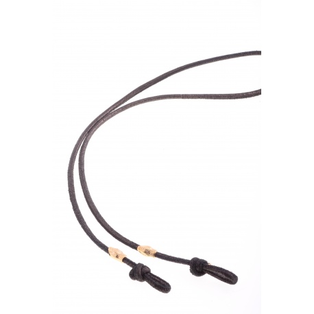 <p><span>Want to stroll stylish during summer without fear of losing your sunglasses? These sunglass cords are perfect to match every outfit! A very practical cord for any type of glasses. A leather cord in black shiny with bird skull in 18K gold plated. The cord has a length of 88 cm and is suitable for everyone.</span></p>
<p><span>More colors for choice. Please ask!</span></p>