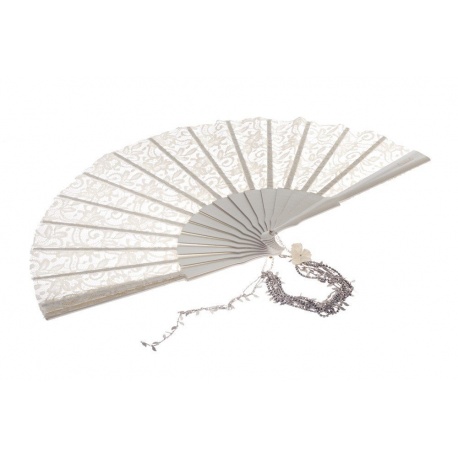 <p>Spectacular large Spanish handmade fan made of white lacquered wood with cream lace, attached in this case to a bracelet made up of chains of leaves and a swarovski crystal chain (brass chains with antiallergic bath, silver plated).<br />With a white mother-of-pearl flower decoration and a mermaid-shaped clasp to tighten the bracelet around the wrist.</p>